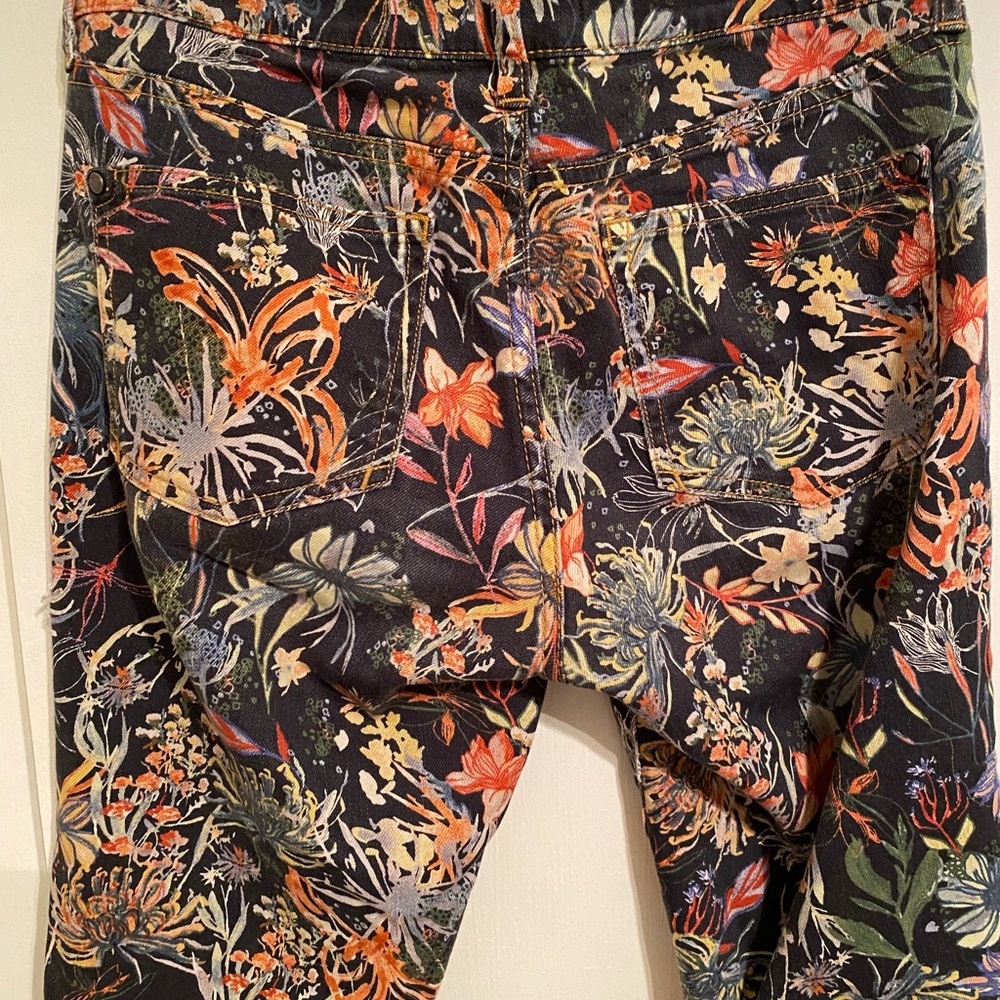 Pilcro and the Letterpress Floral Skinny Pants - Multicolor - Picture 6 of 8